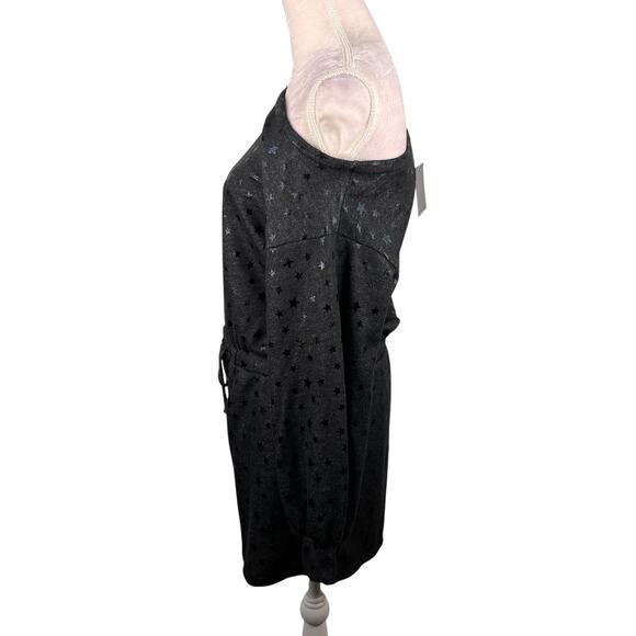 Le Lis Collection Romper Black Stars LS Pockets Off Shoulder New - Picture 15 of 16